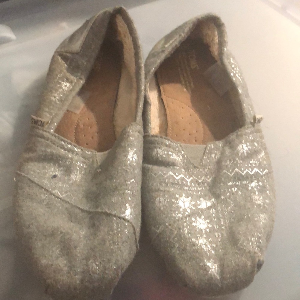 Toms Silver and Gray Flats Size 11